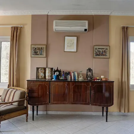 House Alexander Апартаменты Kokkinion