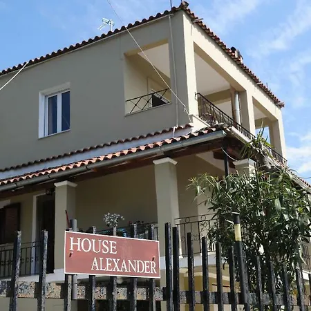 House Alexander * Kokkinion